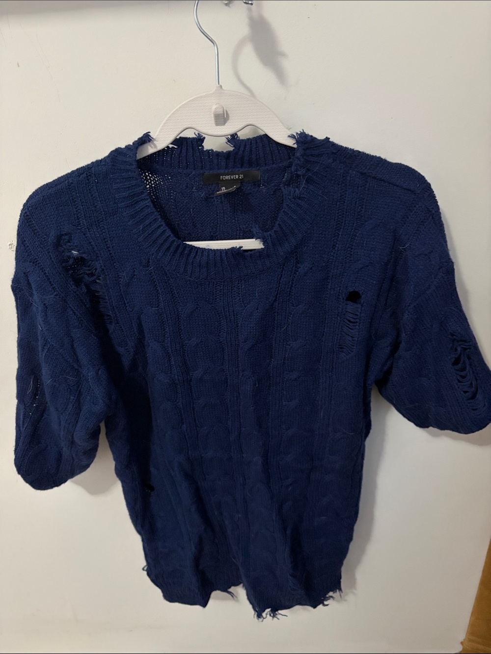 Forever 21 Men’s Dark Blue Distressed Cable Knit Crewneck Sweater